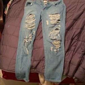 Distressed boyfriend jeans